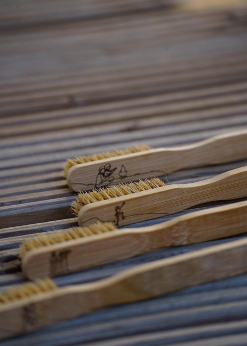 Engraved Bamboo Climbing Brush: Personalized Bouldering Gift